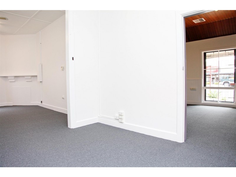117 Sir Donald Bradman Drive, Hilton SA 5033