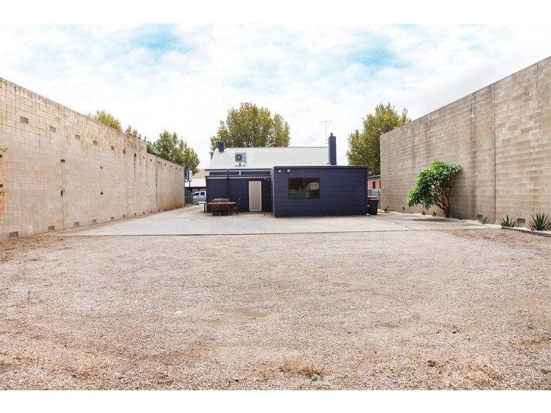 117 Sir Donald Bradman Drive, Hilton SA 5033