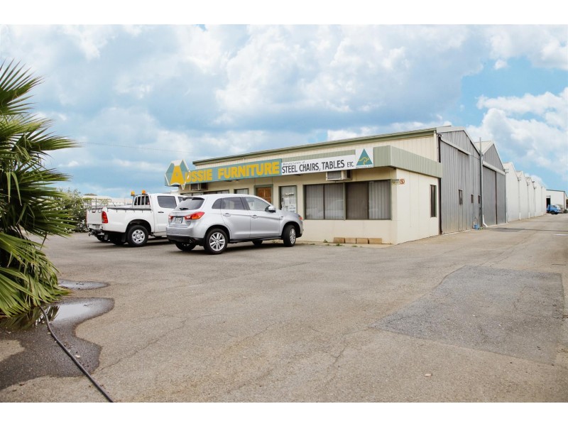 15 Ceafield Road, Para Hills West SA 5096