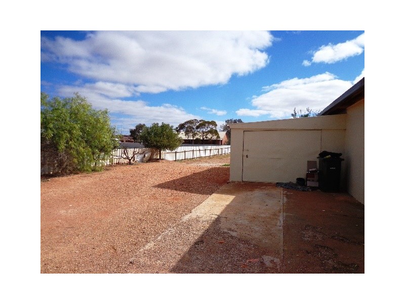 Lot 1363 Hutchison St, Coober Pedy SA 5723