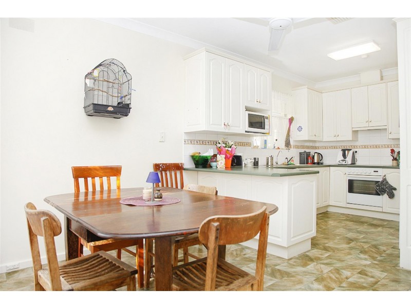 15 Meadowvale Road, Modbury SA 5092
