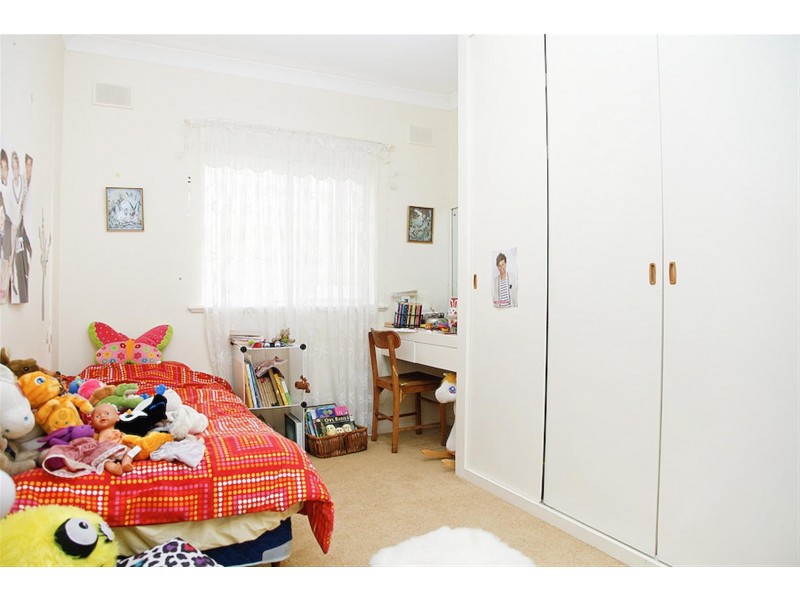 15 Meadowvale Road, Modbury SA 5092