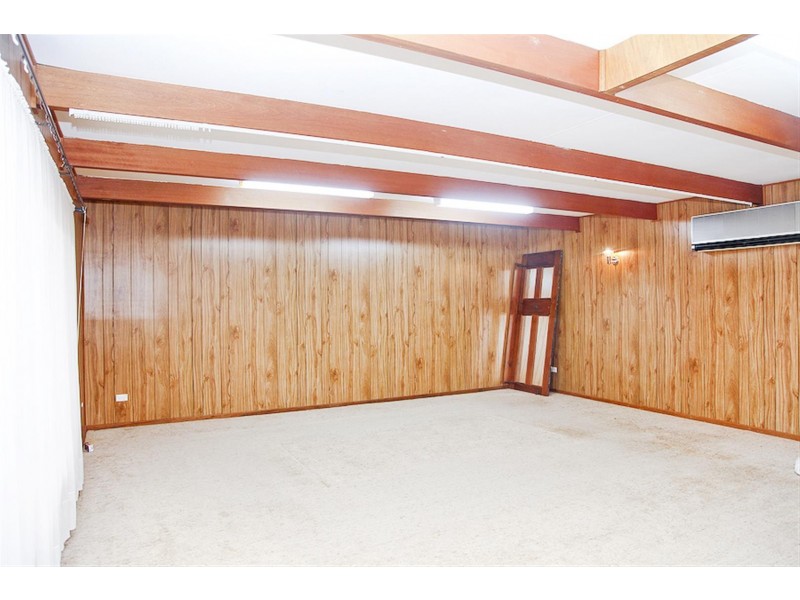 15 Meadowvale Road, Modbury SA 5092
