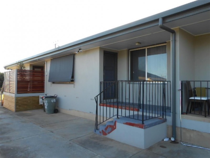 2/10 Neville Avenue, Christies Beach SA 5165