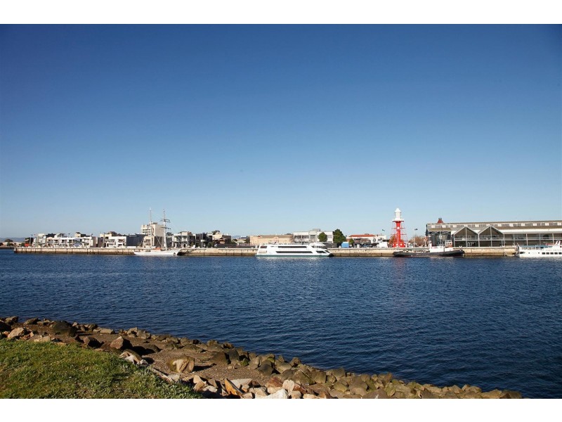 17 Commercial Road, Port Adelaide SA 5015