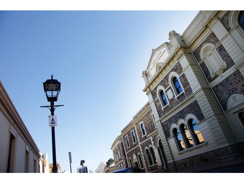 17 Commercial Road, Port Adelaide SA 5015