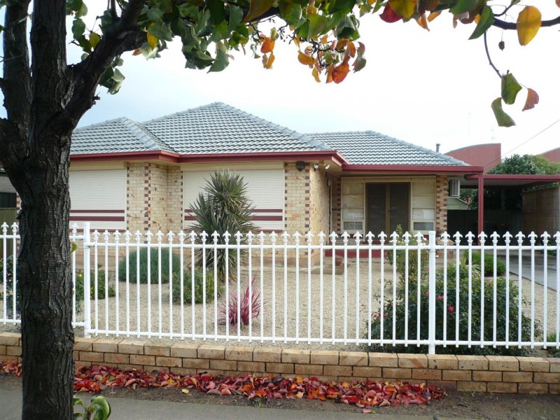 4 Duncan Street, Sturt SA 5047