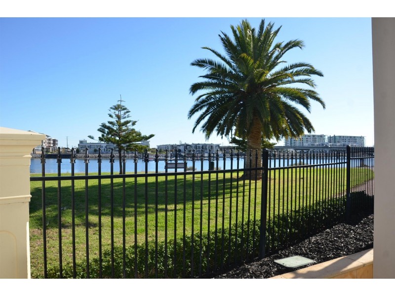 5 Sarnia Way, Port Adelaide SA 5015