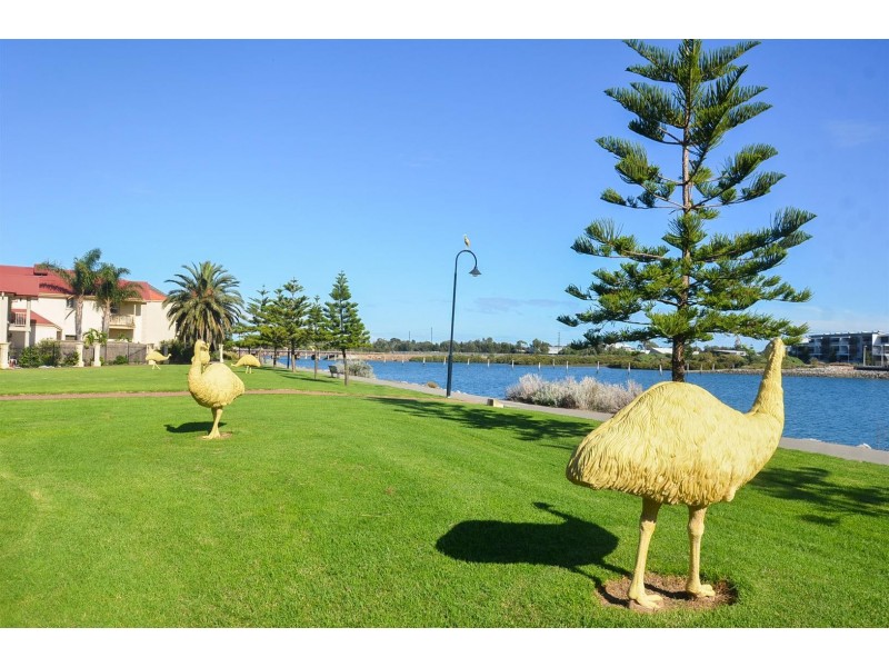 5 Sarnia Way, Port Adelaide SA 5015