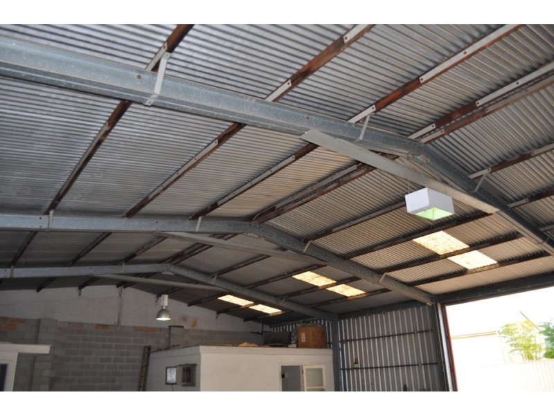 3,14 Hooke Rd, Elizabeth West SA 5113