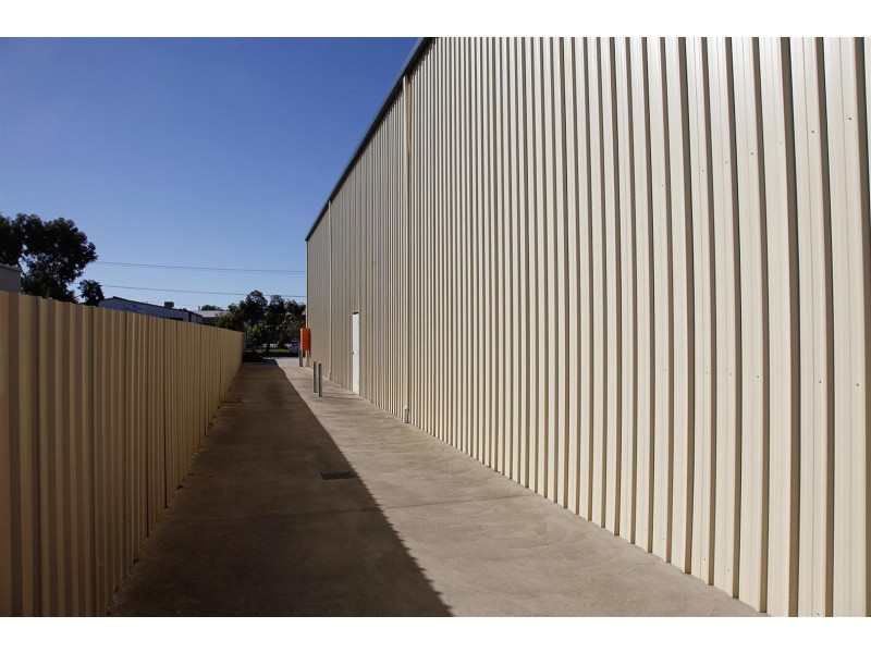 2,21 Pentland Rd, Salisbury South SA 5106