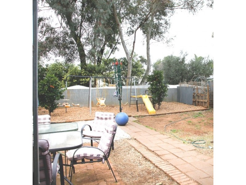 28 Barton Road, Elizabeth Downs SA 5113