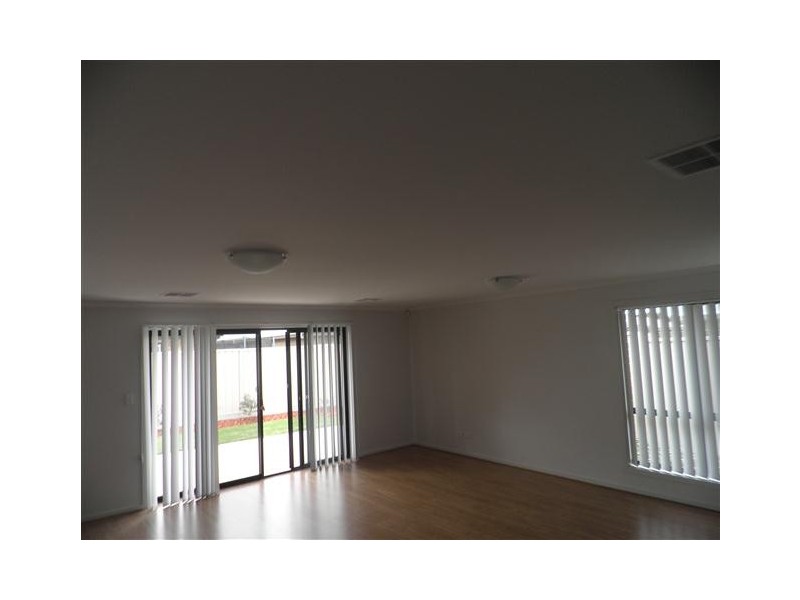 1 Angheljo Avenue, Munno Para West SA 5115