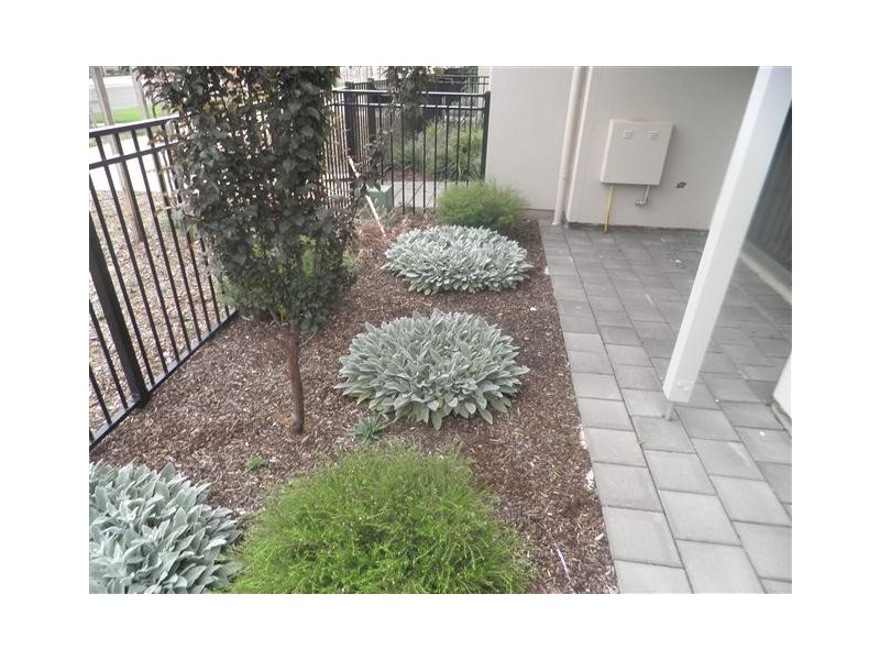 1/1 Emporer Way, Munno Para SA 5115