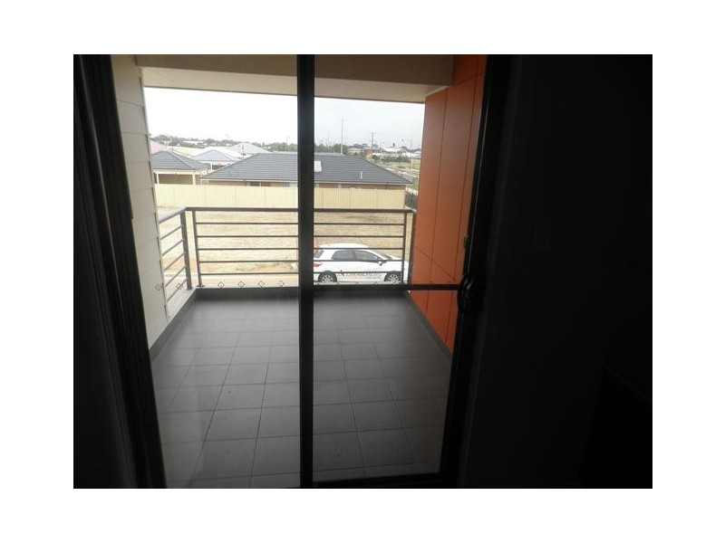 1/1 Emporer Way, Munno Para SA 5115