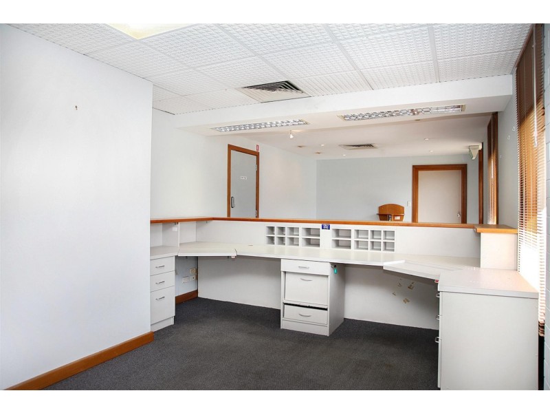 17 Wirriga Street, Regency Park SA 5010