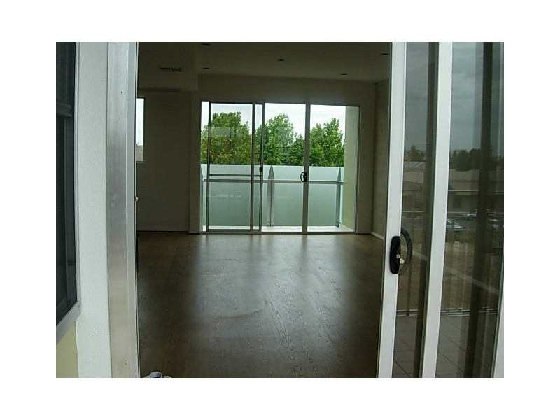21 Charlotten St, Port Adelaide SA 5015