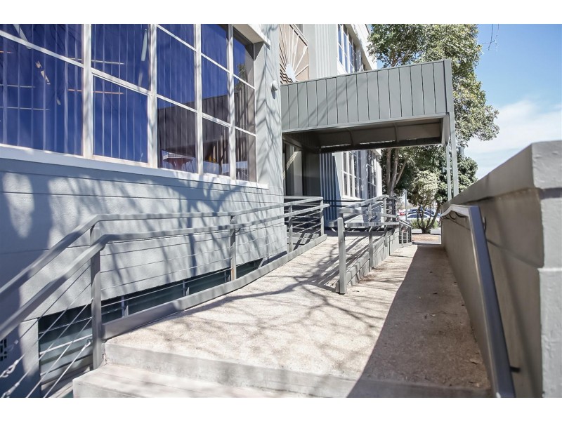 2 McLaren Parade, Port Adelaide SA 5015