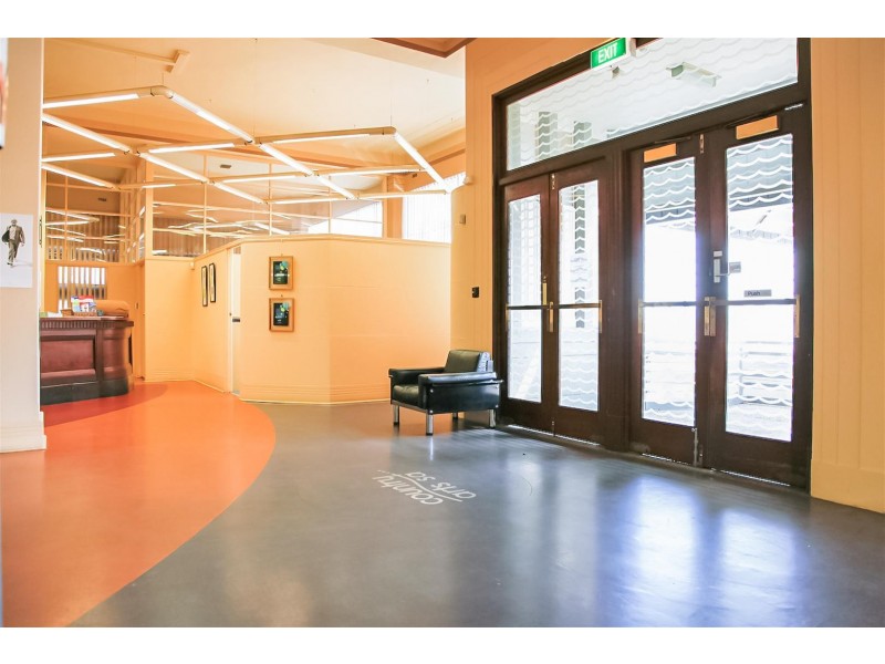 2 McLaren Parade, Port Adelaide SA 5015