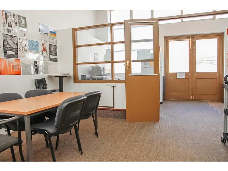 2 McLaren Parade, Port Adelaide SA 5015