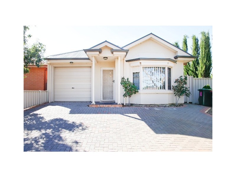 5A BURFORD ST, Elizabeth Downs SA 5113