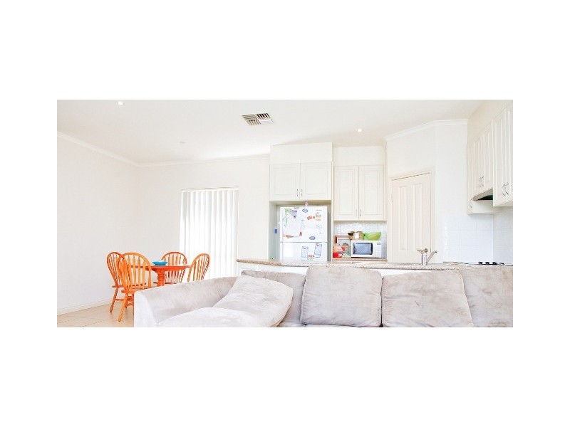 5A BURFORD ST, Elizabeth Downs SA 5113