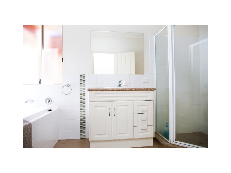 5A BURFORD ST, Elizabeth Downs SA 5113