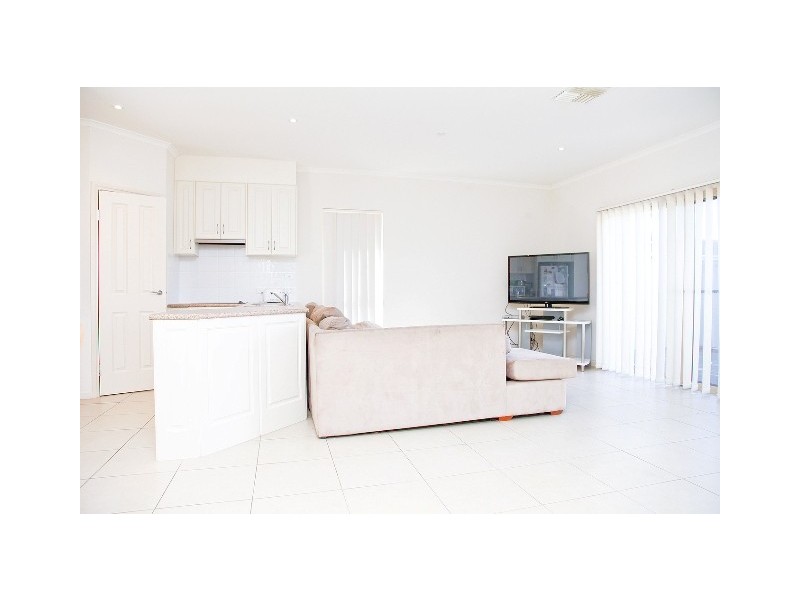 5A BURFORD ST, Elizabeth Downs SA 5113