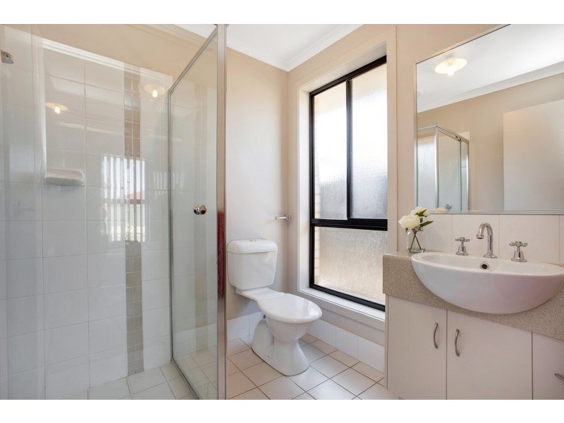 54 Wattlebird Drive, Burton SA 5110