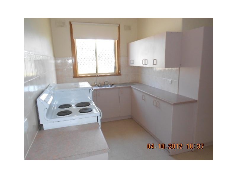 24 Twyford St, Elizabeth Grove SA 5112