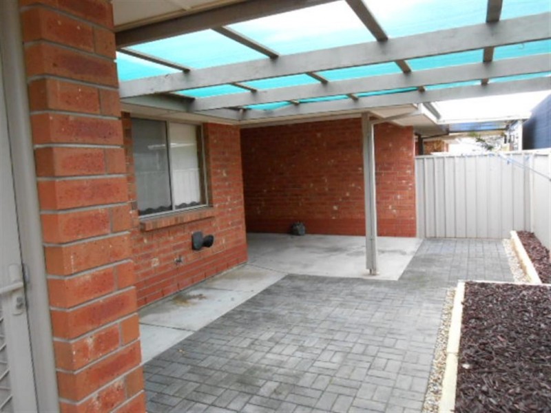 2/4 Warren  Avenue, North Haven SA 5018