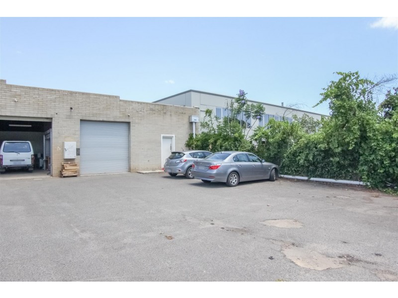 14B Henley Beach Rd, Mile End SA 5031