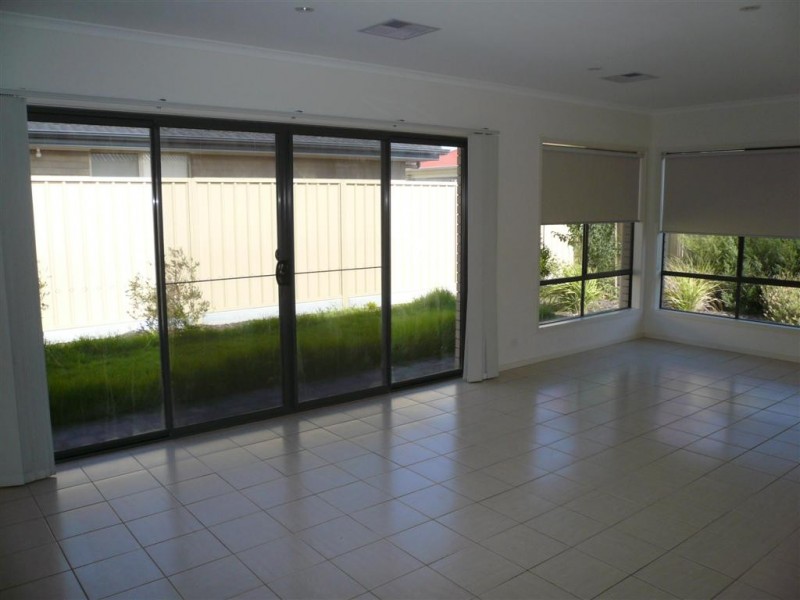 11 Telegraph Street, Seaford Meadows SA 5169