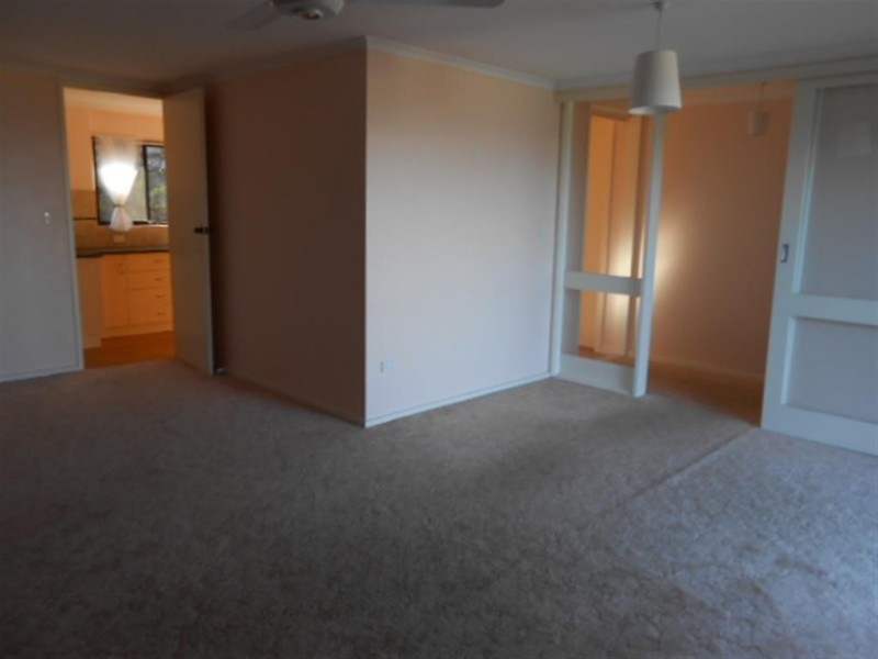 18 Manunda Way, Hallett Cove SA 5158