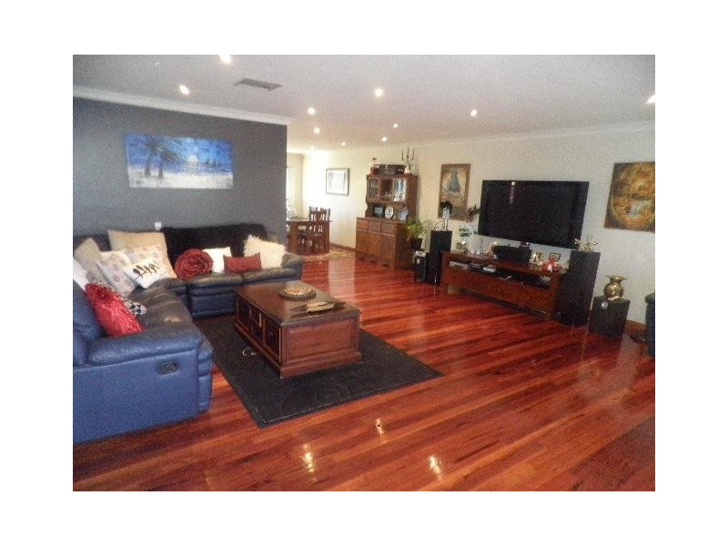 9 Pierre Road, Modbury SA 5092