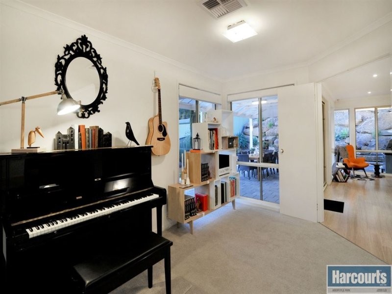 65 The Oaks Parade, Aberfoyle Park SA 5159