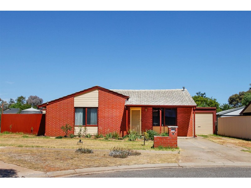 16 PARACHILNA CT, Smithfield SA 5114