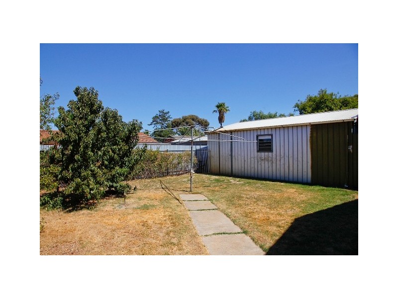 16 PARACHILNA CT, Smithfield SA 5114