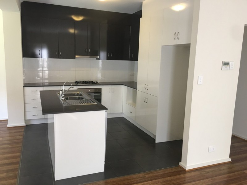 6 Walnut Street, Old Reynella SA 5161