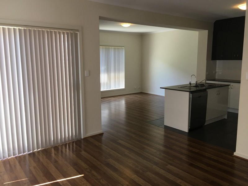 6 Walnut Street, Old Reynella SA 5161