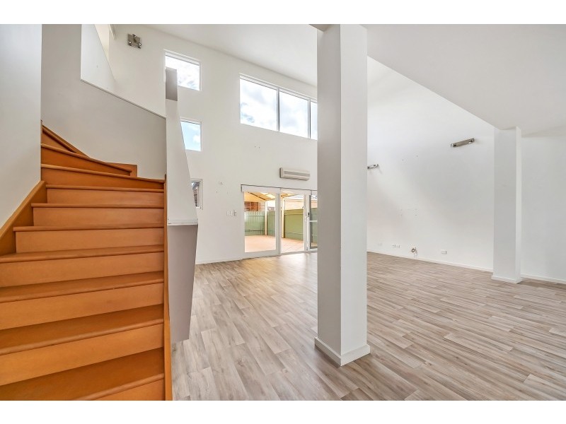 6 Reunion Lane, Mawson Lakes SA 5095