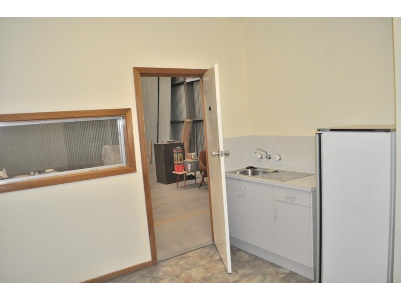 2,23 Pentland Rd, Salisbury South SA 5106