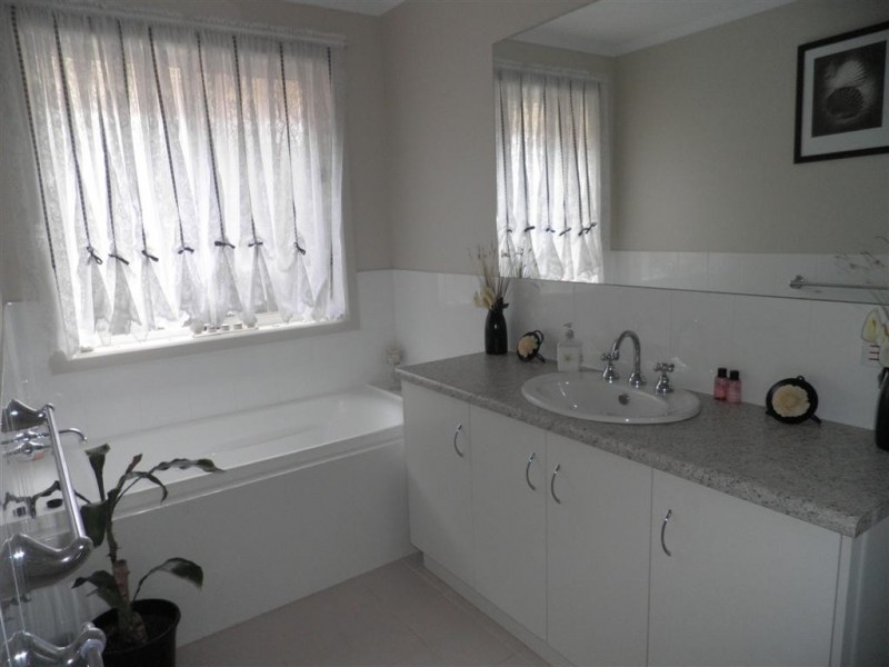 28 St Lawrence, Munno Para West SA 5115