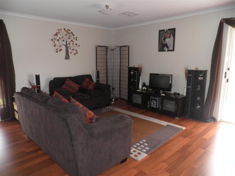 28 St Lawrence, Munno Para West SA 5115