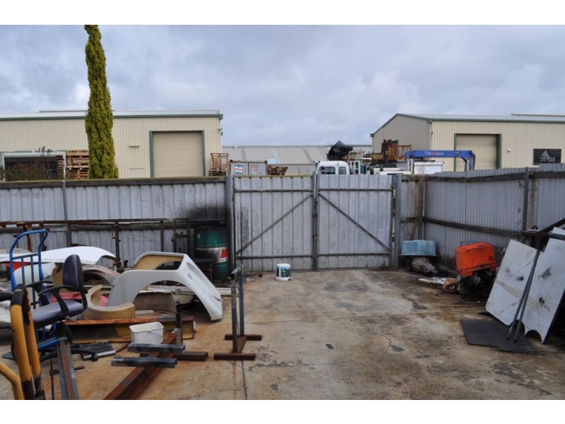 17 Nylex Avenue, Salisbury South SA 5106