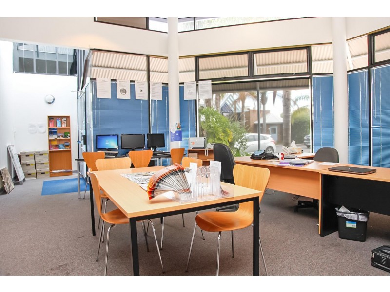 1/40-42 Commercial Road, Salisbury SA 5108