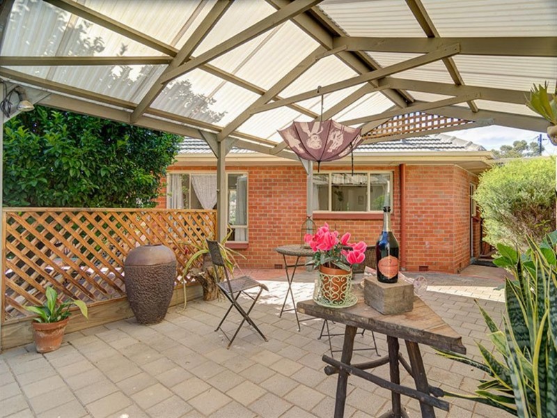 1 Diamond St, Morphett Vale SA 5162