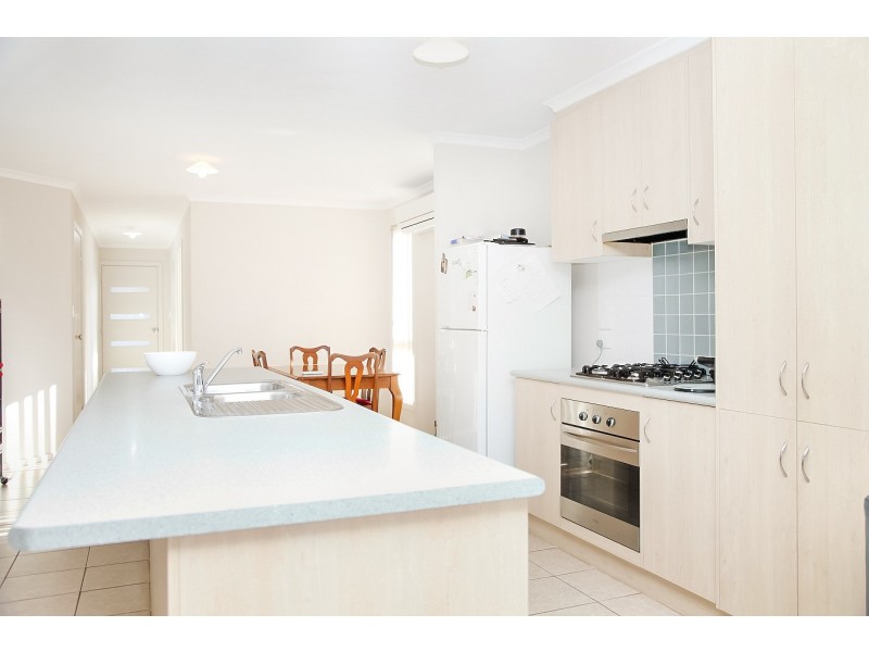 32 WATTLEBIRD DR, Burton SA 5110