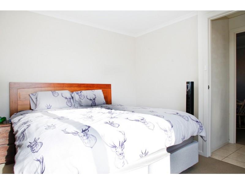 32 WATTLEBIRD DR, Burton SA 5110