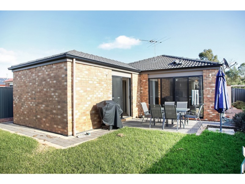 32 WATTLEBIRD DR, Burton SA 5110